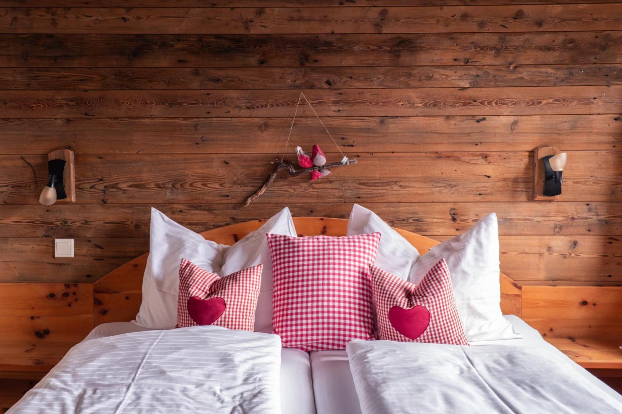 St Martin Chalets 상트미카엘임룽가우 외부 사진